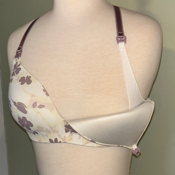 AUDEN Elegant Floral Women's nursing wireless  Bra in Cream and Purple size 32D - Picture 8 of 10